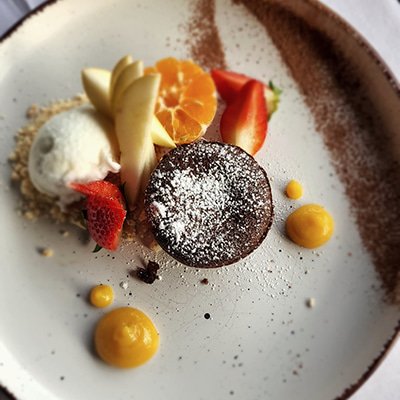 Desserts: cheesecake, baklava, tiramisu and kadaif